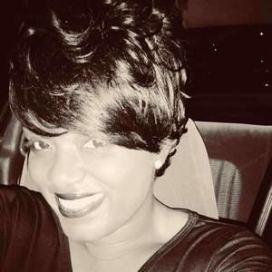 Meet your Posher, Shekira